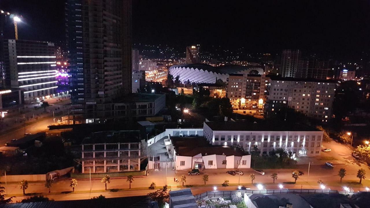 Deluxe Hotel Room In The Heart Of Batumi Orbi City A Block Eksteriør billede