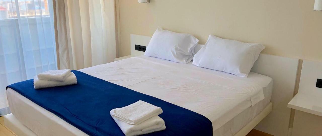Deluxe Hotel Room In The Heart Of Batumi Orbi City A Block Eksteriør billede